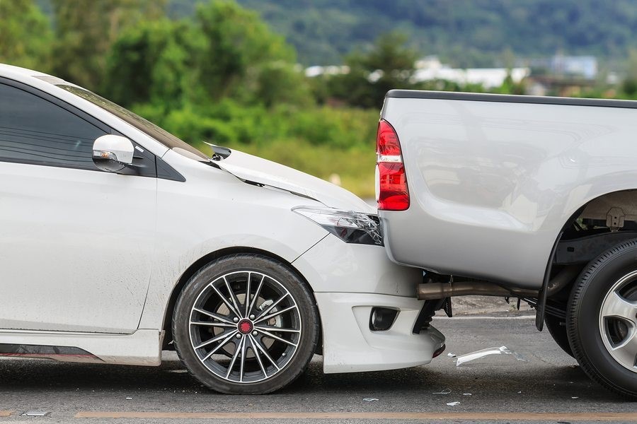 Car Accident Lawsuit Who Pays Del Mar 
      CA 92014